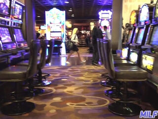 Wet Pussy Milf Gets Dick On The Strip In Vegas - Milf Trip