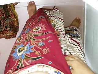 Enjoing fucking Aunty's BATIK 526 and cum on wifes