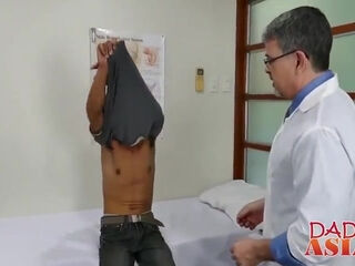 Asian Twink Barebacks With Mature Deviant In Doctors Office