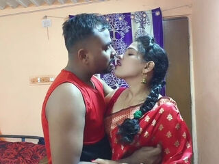 Desi Hot Indian Wife Sona Bhabhi Fucking Her Devar In Her Bedroom