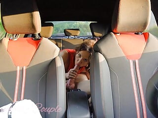 Spontaneous wife fucking in the car